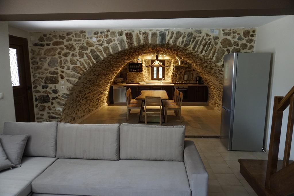 Haus Kleopatra Villa Leonidio Luaran gambar