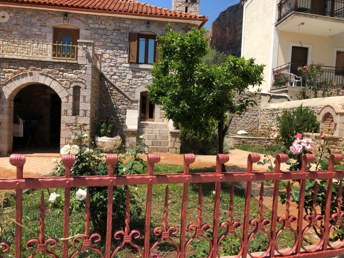 Haus Kleopatra Villa Leonidio Luaran gambar