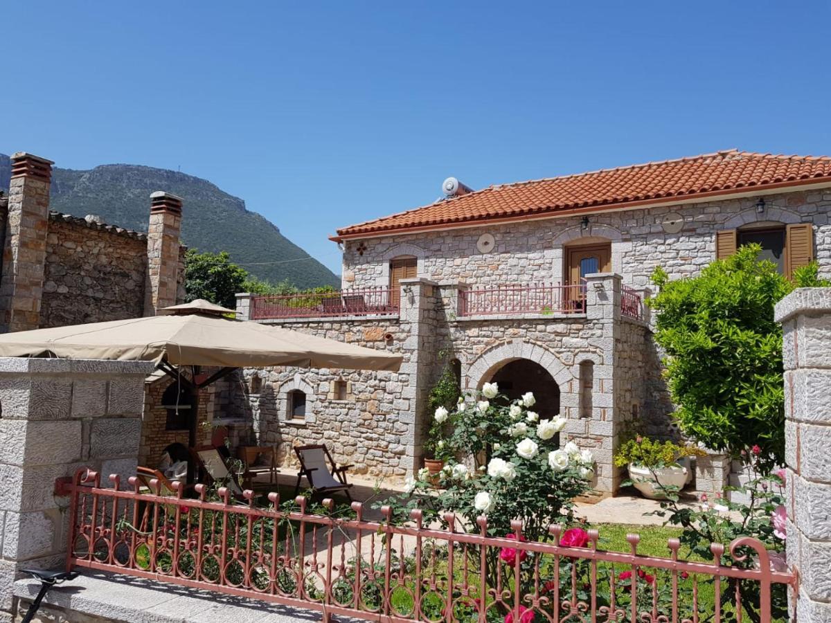 Haus Kleopatra Villa Leonidio Luaran gambar